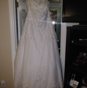 Wedding dress size 16